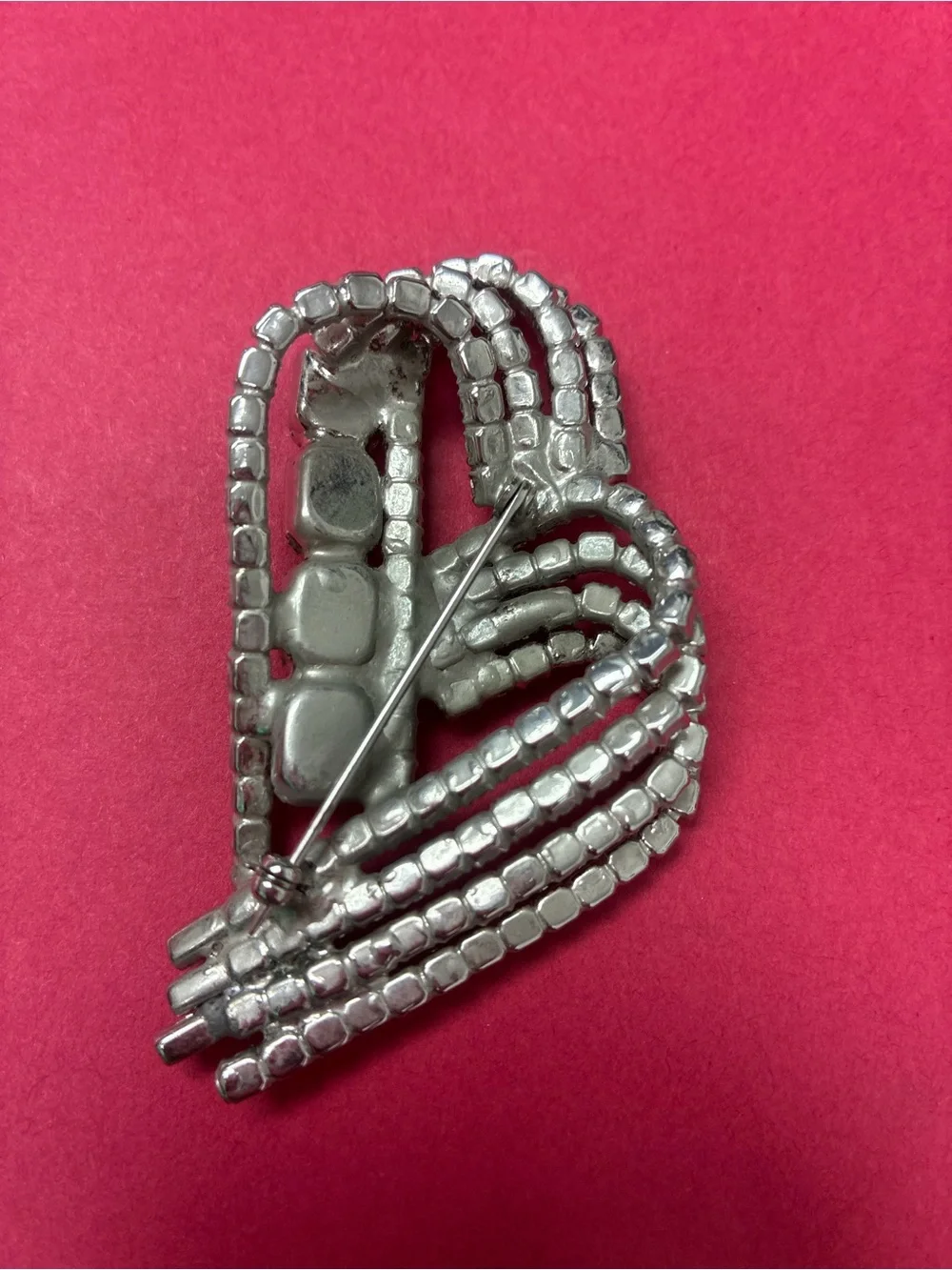 The Unbranded Brand elegant crystal